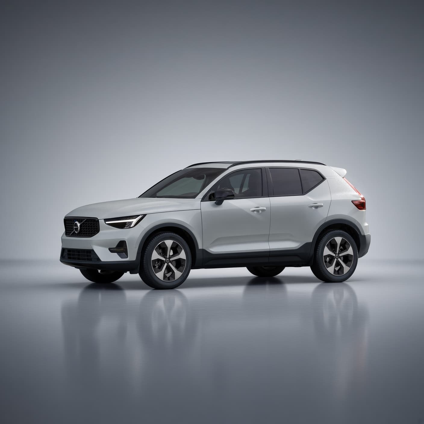 Volvo · XC40