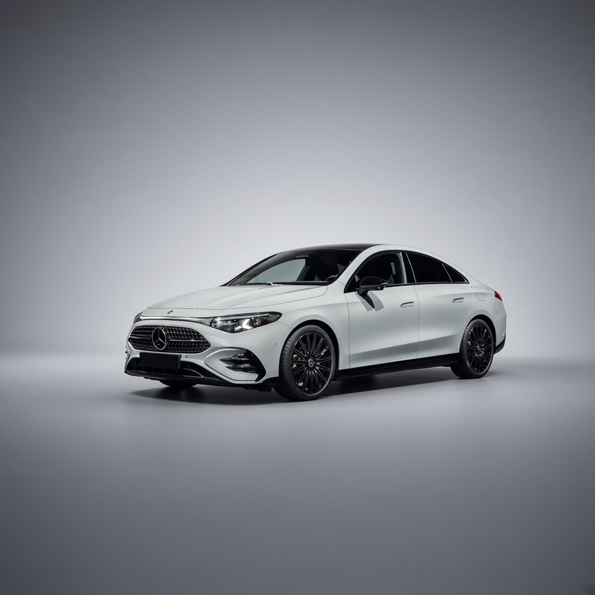 Mercedes-Benz · CLA