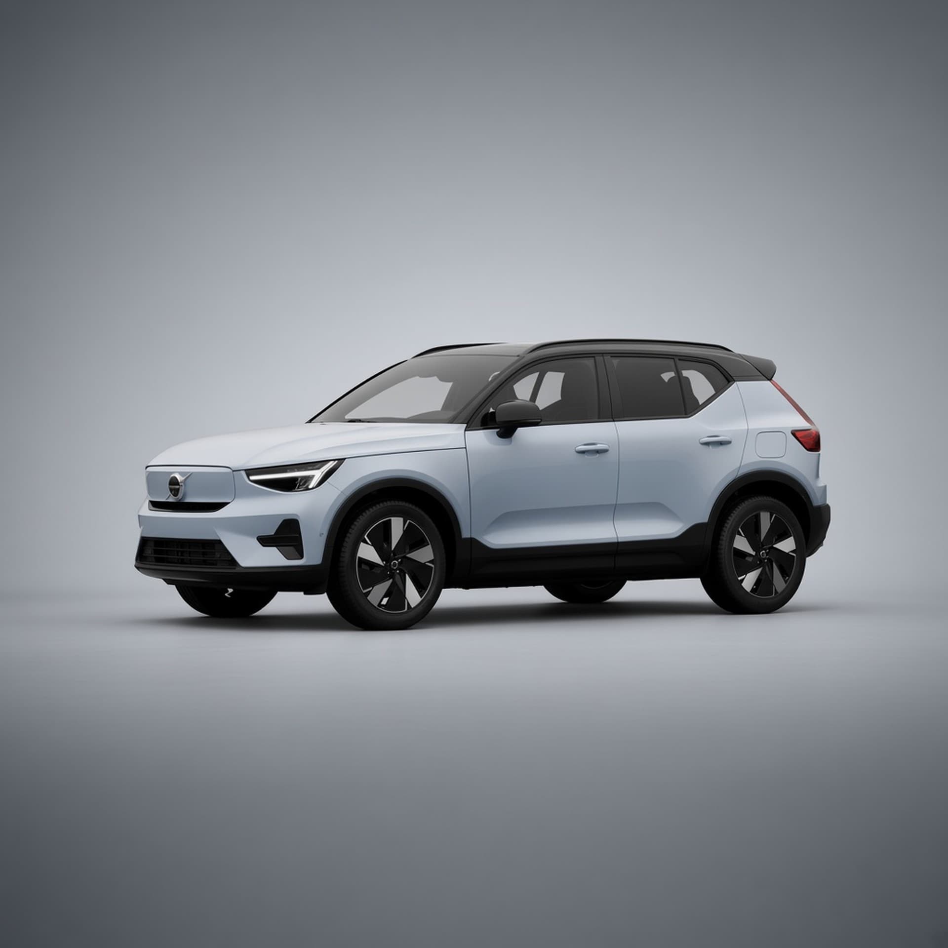 Volvo · EX40